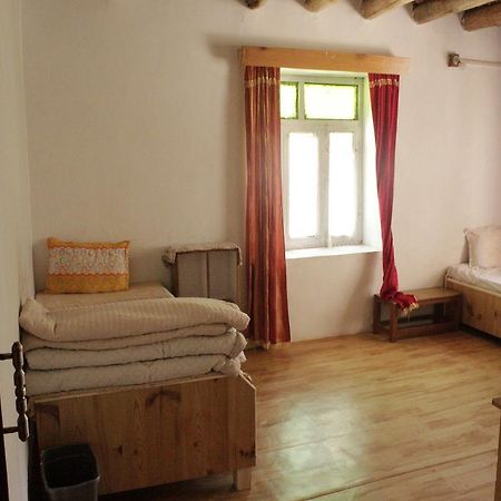 Tsetan Guest House 레 외부 사진