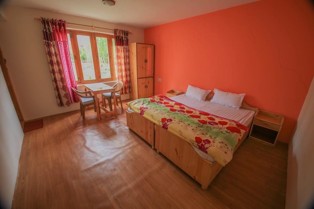 Tsetan Guest House 레 외부 사진
