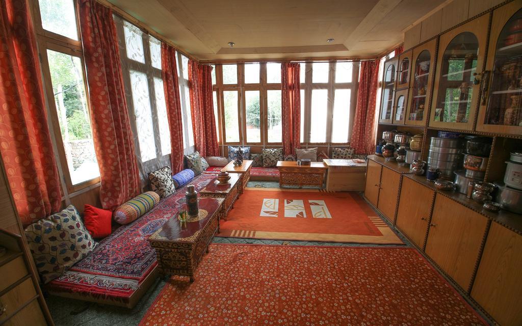 Tsetan Guest House 레 외부 사진