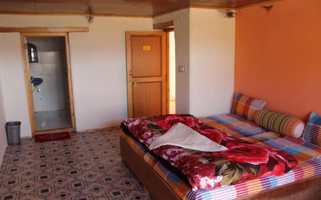 Tsetan Guest House 레 외부 사진